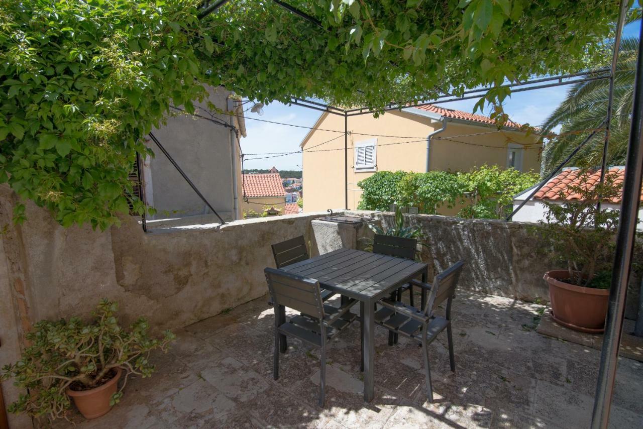Andjelka B4-Blue Lägenhet Mali Lošinj Exteriör bild
